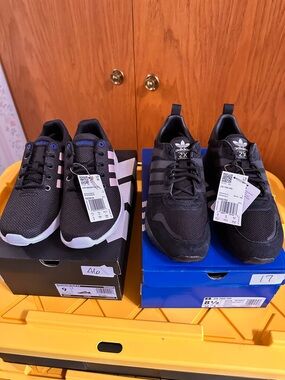 Two pairs Adidas Lite racer CLN 2.0 and ZX 700 HD.